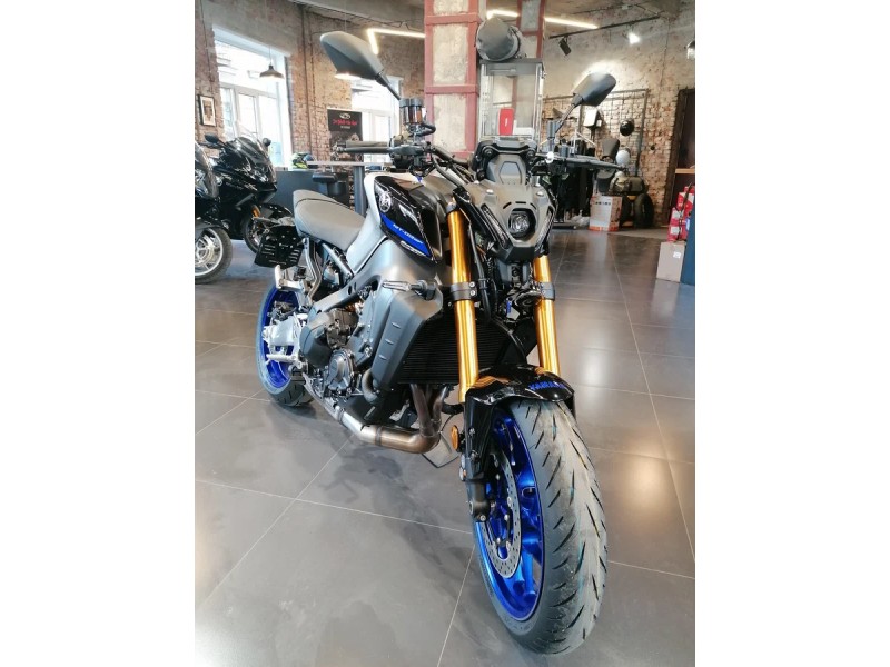 Yamaha MT-09 (FZ-09)